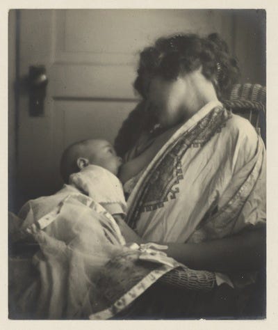 https://www.lactation-911.com/25-historical-images-that-normalize-breastfeeding/
