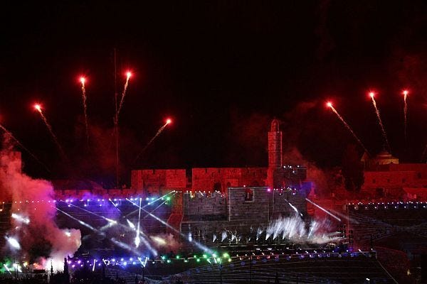 jerusalem-ablaze-in-glowing-fireworks