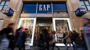 Gap to close hundreds of stores at ...