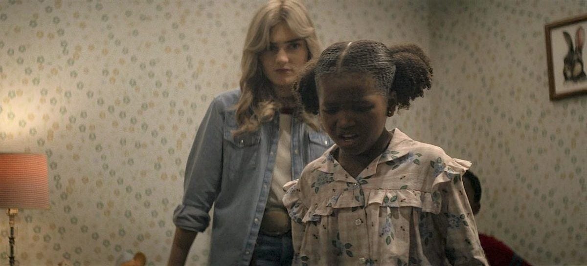 Mary Winchester helping possessed black girl with demon 1.03. Mary Winchester helping possessed black girl with demon 1.03.