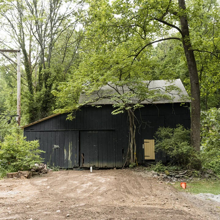 The old barn from the Road.