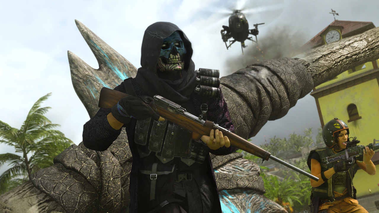 A soldier carrying a gun in Call of Duty Warzone