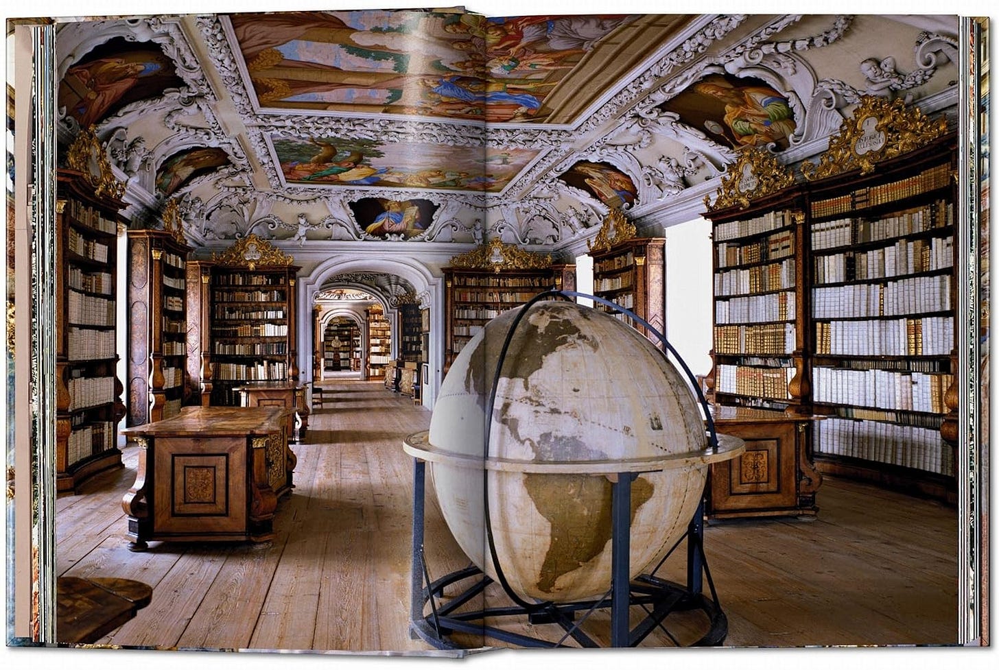 Massimo Listri. The World's Most Beautiful Libraries. 40th Ed. - Teşvikiye  Patika Kitabevi