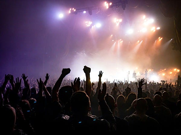 concert crowd | rmrk*st | Remarkist Magazine concert crowd | rmrk*st | Remarkist Magazine