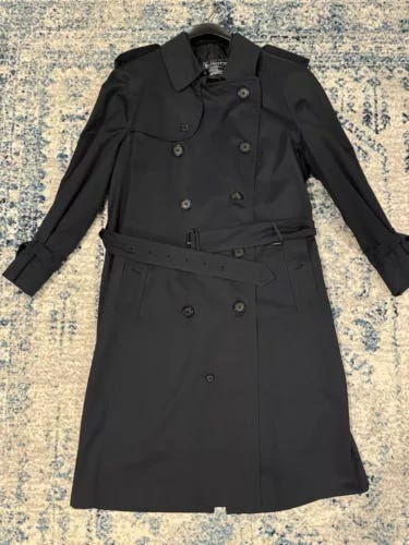 Burberry Men’s Dark Navy Vintage Trench Coat - Picture 1 of 15
