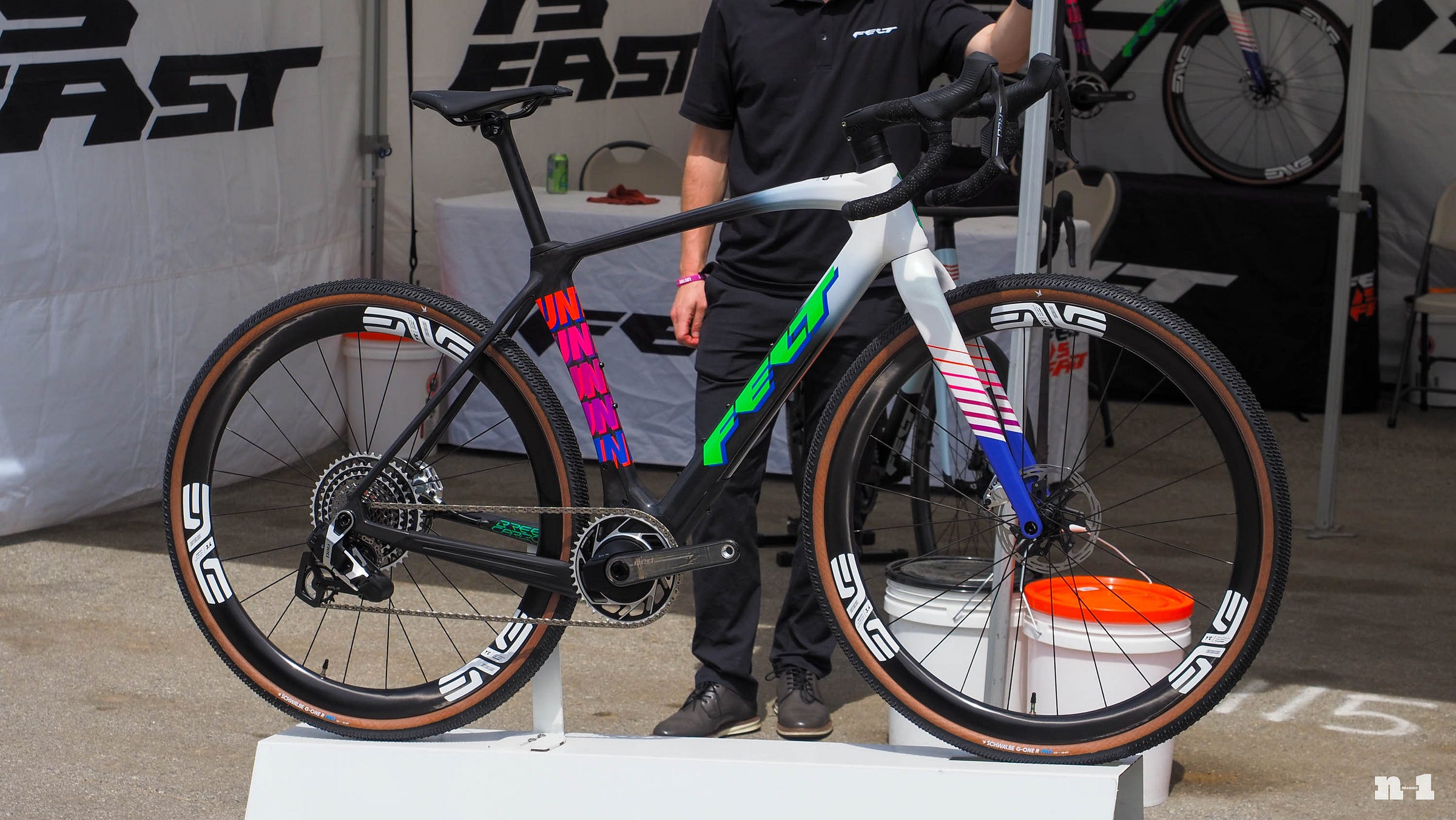 Felt Breed Carbon