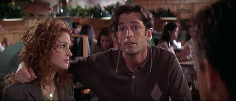 The 'My Best Friend's Wedding' Cast Just Revealed That The Iconic Musical  Moment Wasn't In The Original Script