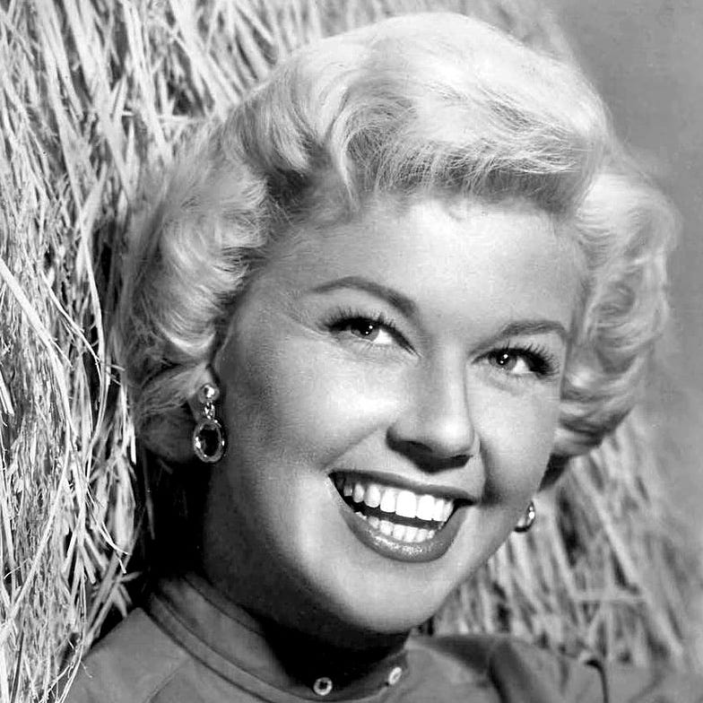 File:Doris Day - 1957 (cropped).jpg - Wikipedia