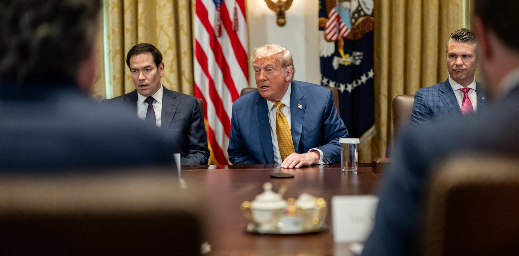 Trumpovi uradniki naj bi bili frustrirani nad 'norecem' Netanjahujem