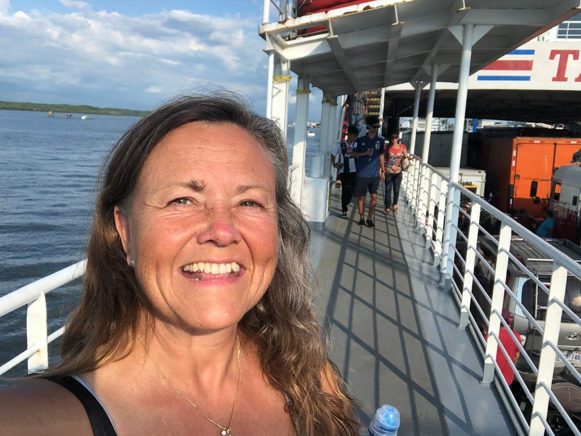 i: woman;  Co Creating