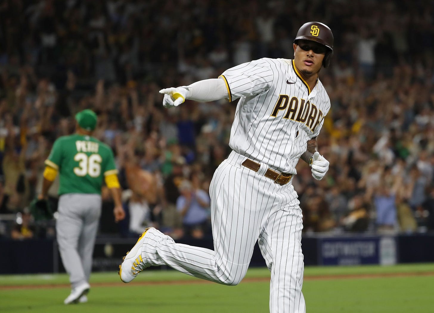 Padres power past A's behind Paddack's pitching, Tatis and Machado homers -  The San Diego Union-Tribune