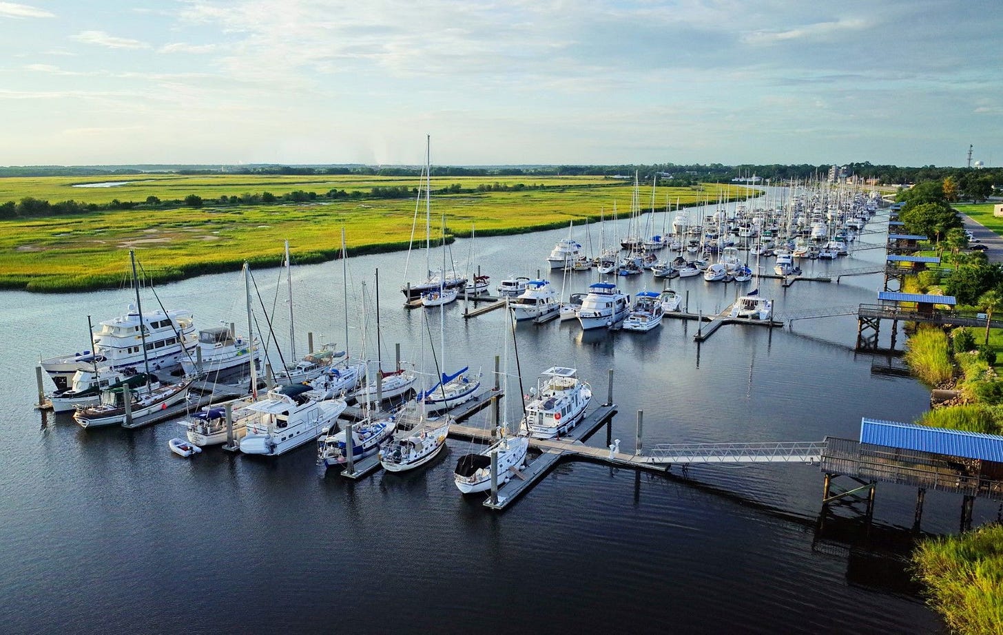 Image result from https://marinas.com/view/marina/3gcxe6_Brunswick_Landing_Marina_Brunswick_GA_United_States
