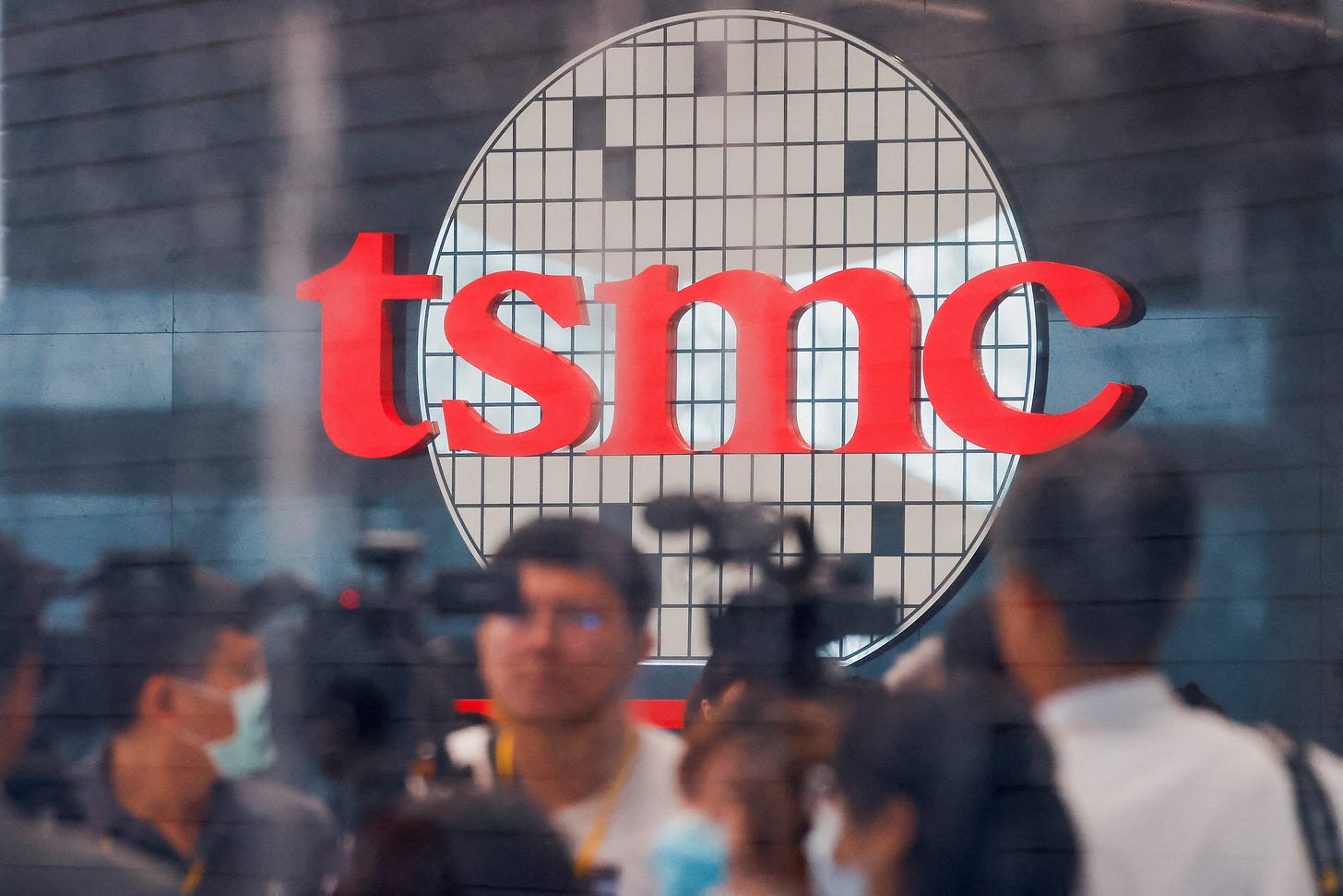 TSMC drops northern Taiwan site for advanced chip factory after protests |  Reuters