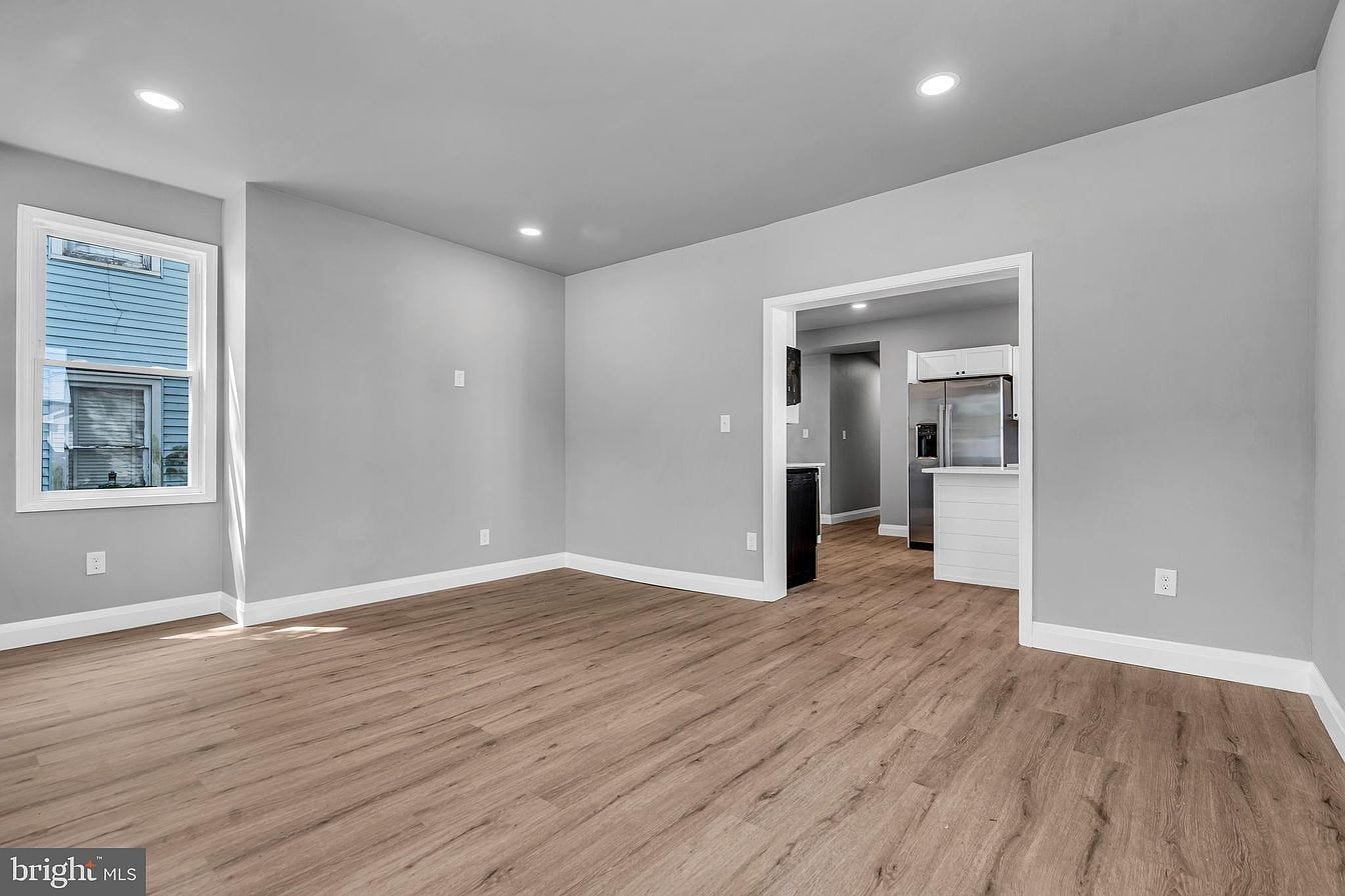 carousel photo #6 (MLS)