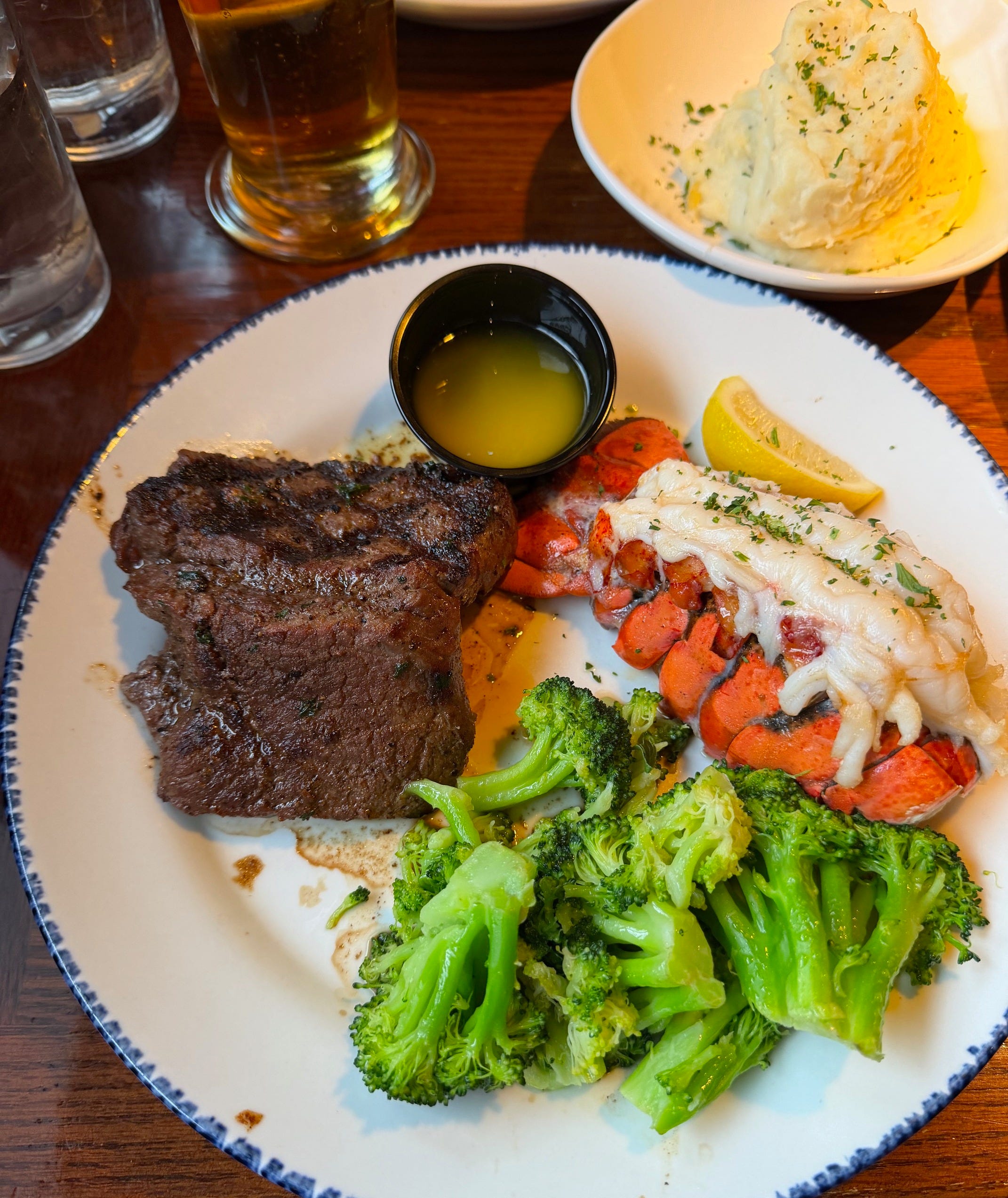 Red Lobster vs. Bonefish Grill
