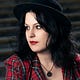 Louise Distras