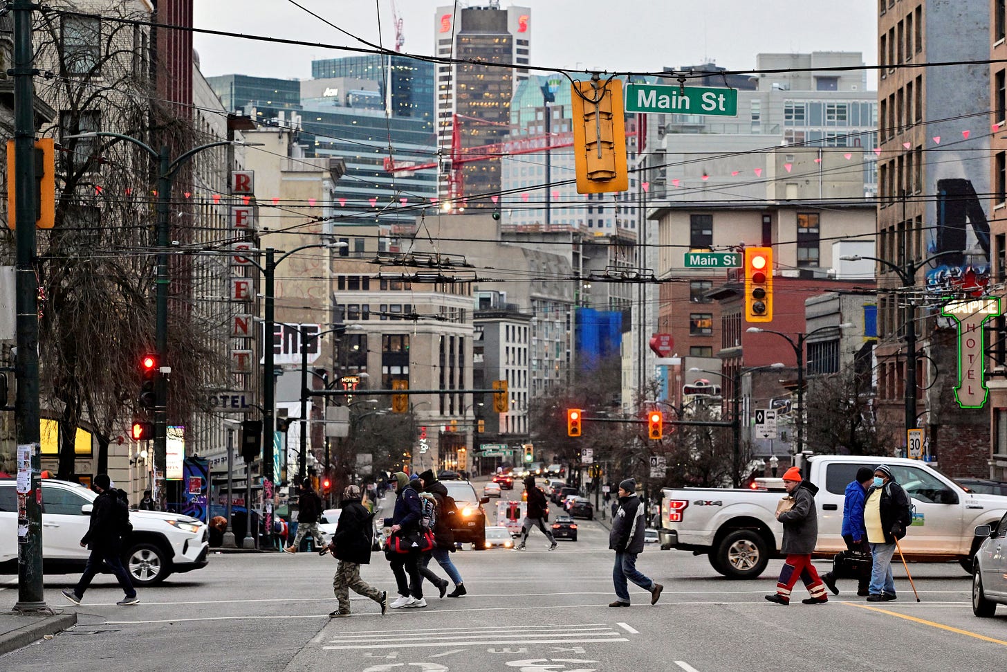 Temporary residents in Canada rise to 2.8 million ahead of government  restrictions - The Globe and Mail