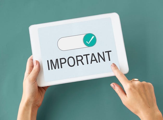 Importante concepto de aviso de prioridad significativa Foto gratis
