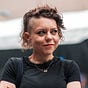 Lauren Razavi's avatar