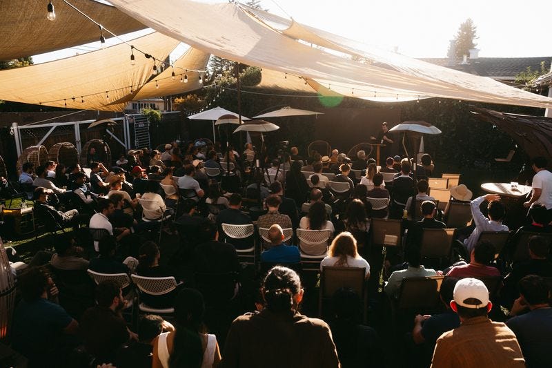 20251003 The Curve Berkeley-301.jpg