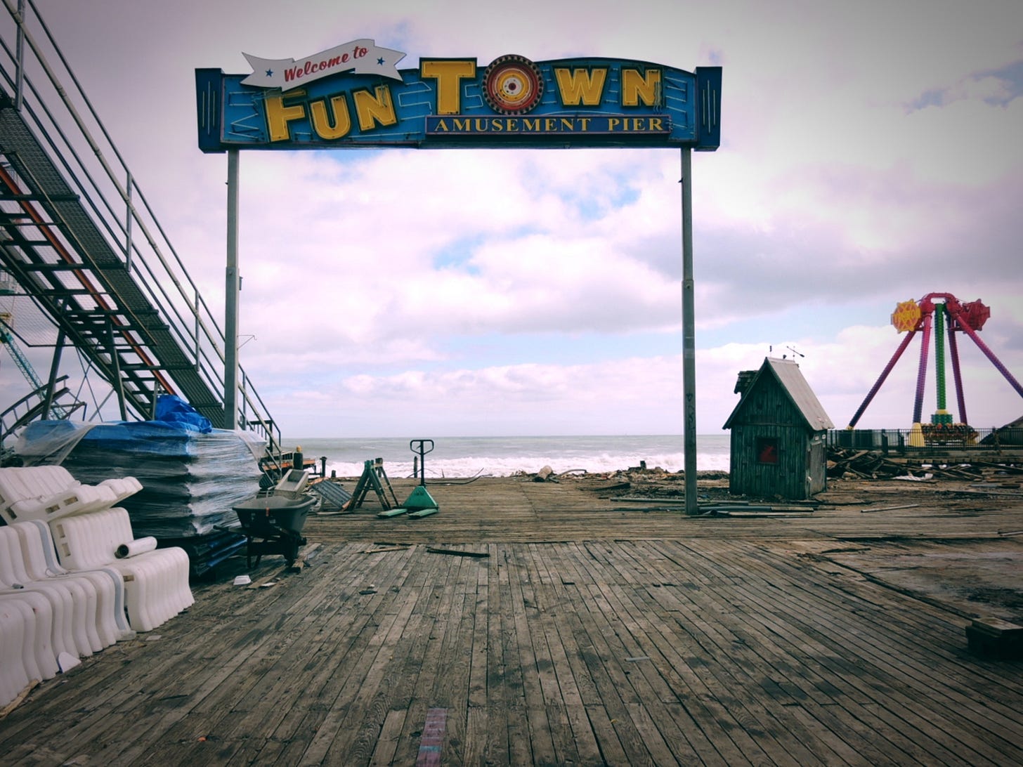 Free A Signage on a Pier Stock Photo Free A Signage on a Pier Stock Photo