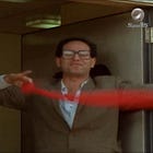 في مديح العادي