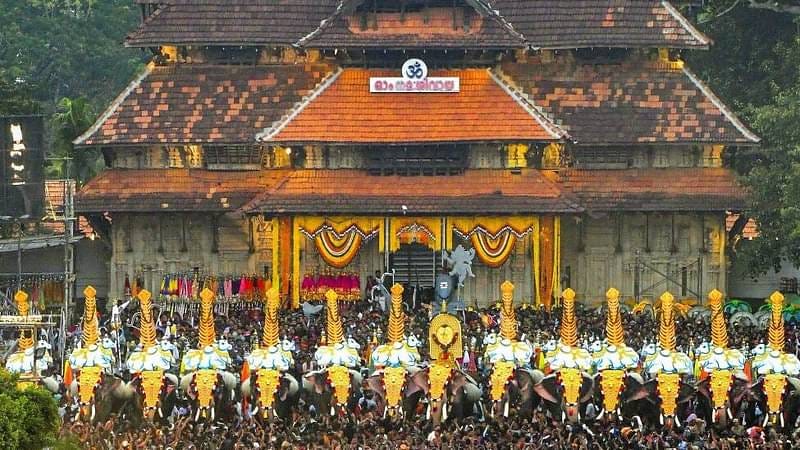 Kerala's iconic 200-year-old annual Thrissur pooram held in full grandeur Kerala's iconic 200-year-old annual Thrissur pooram held in full grandeur