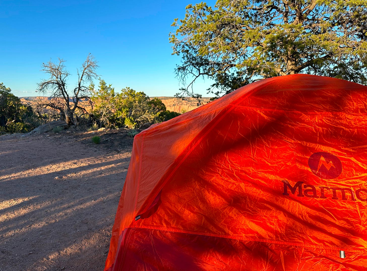 Camping w tent