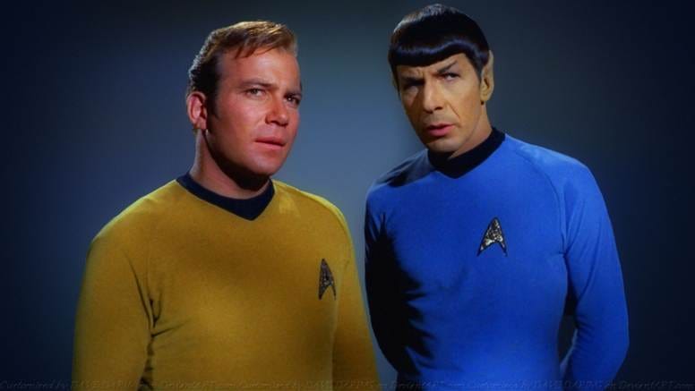 A couple of men in blue and yellow shirts

AI-generated content may be incorrect.