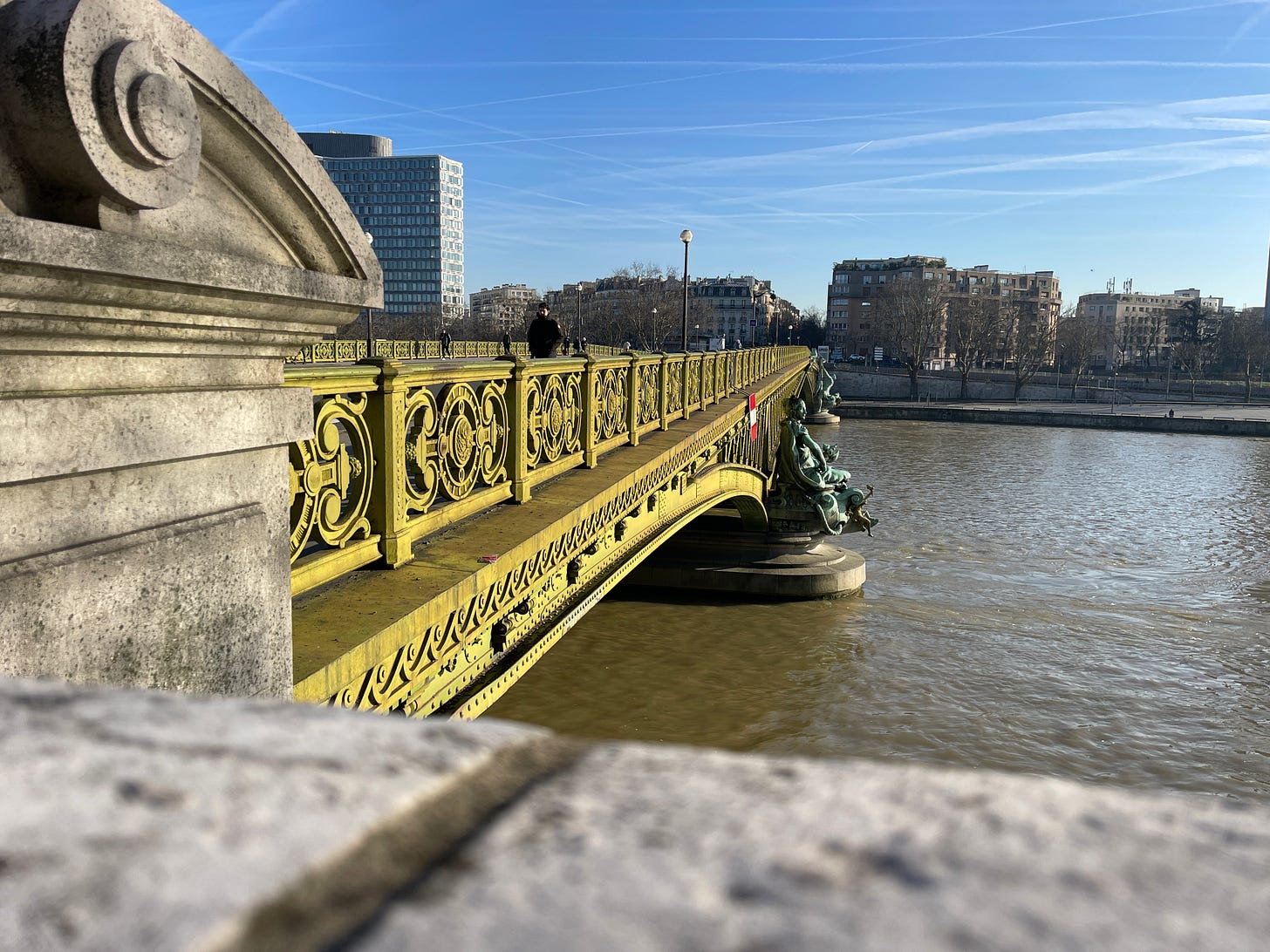 Pont Mirabeau, Paris France Pont Mirabeau, Paris France