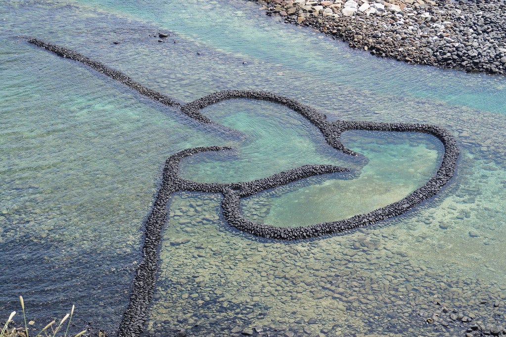 澎湖石滬的石牆細部|來源:okman450 / Flickr(CC BY-SA 2.0) 澎湖石滬的石牆細部|來源:okman450 / Flickr(CC BY-SA 2.0)