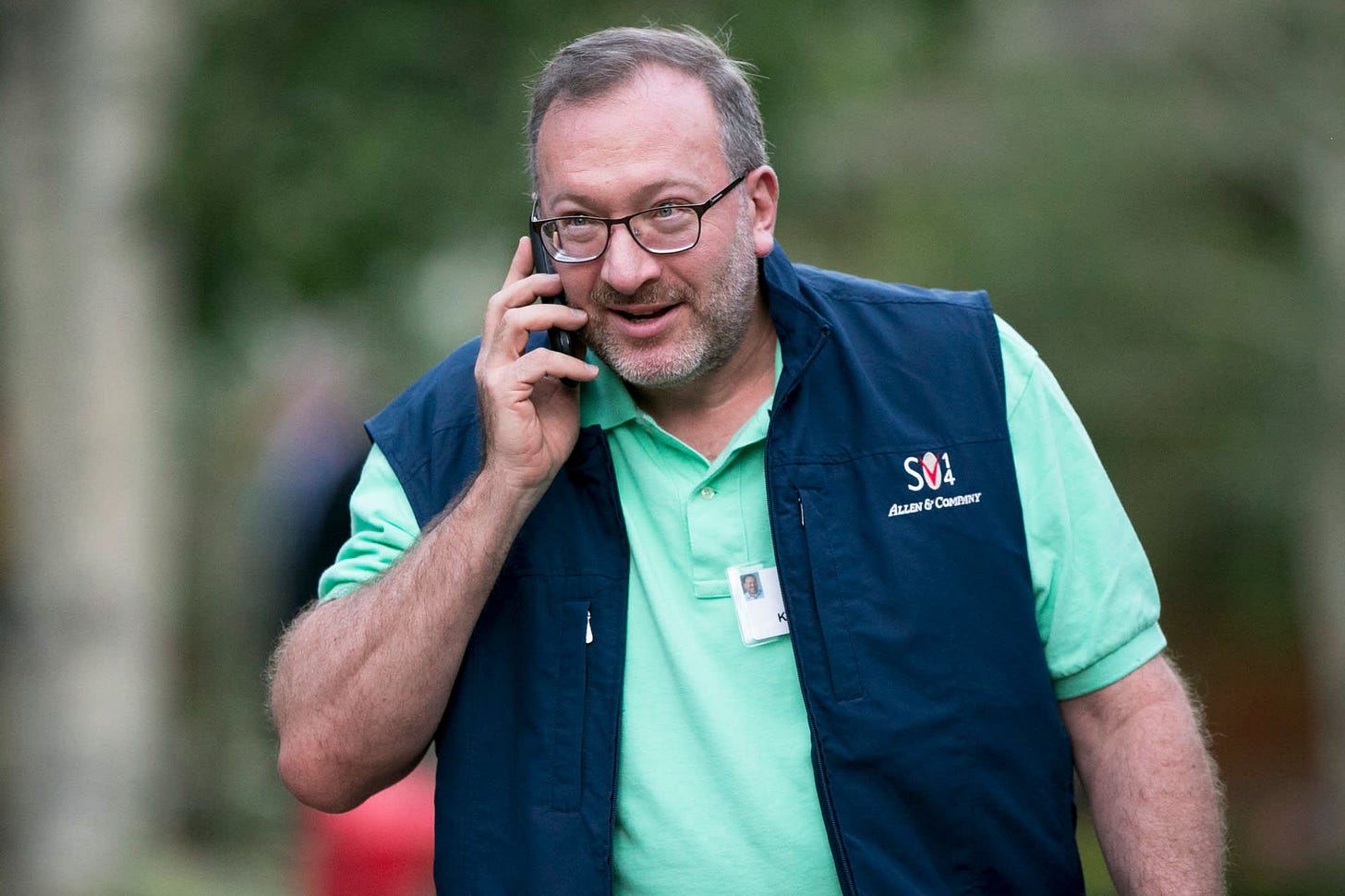 Seth Klarman dumped energy and bought health stocks last quarter. Here's  what he's betting on now