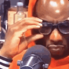 Pulls Down Glasses GIFs | Tenor
