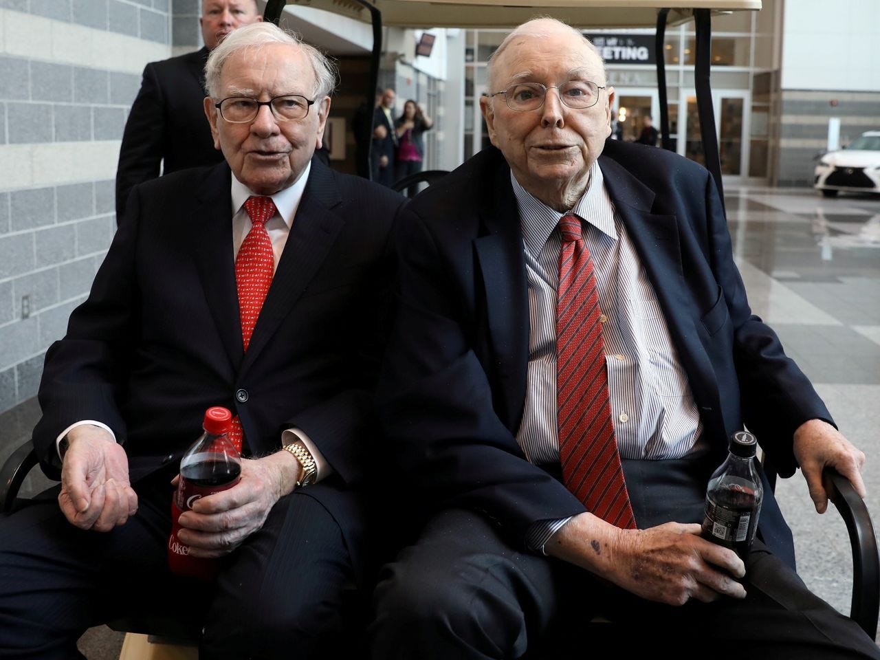 Warren Buffett's Berkshire Hathaway Stock Underperforms the Most Since 2009  - WSJ