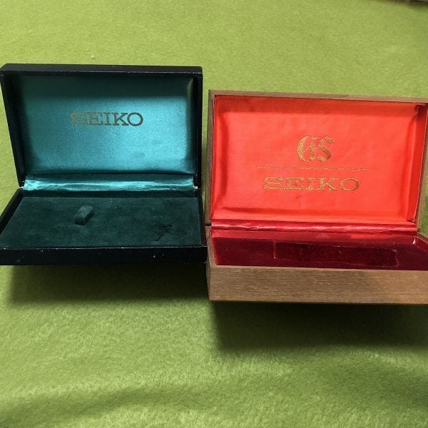 ☆時計の箱⑥、ビンテージ GS グランドセイコーの桐箱とセイコー の黒緑箱 GRAND SEIKO