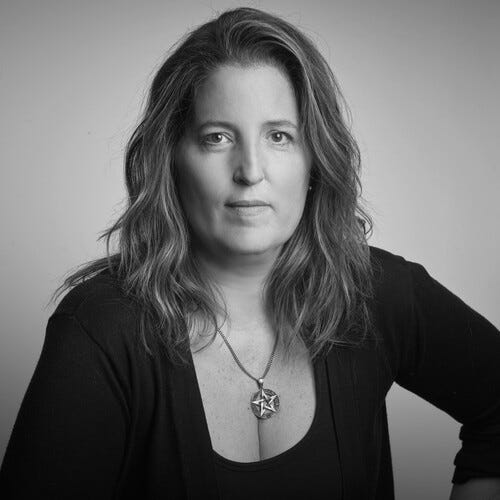 Hablemos Escritoras · Perfil de Escritora: Agustina Bazterrica