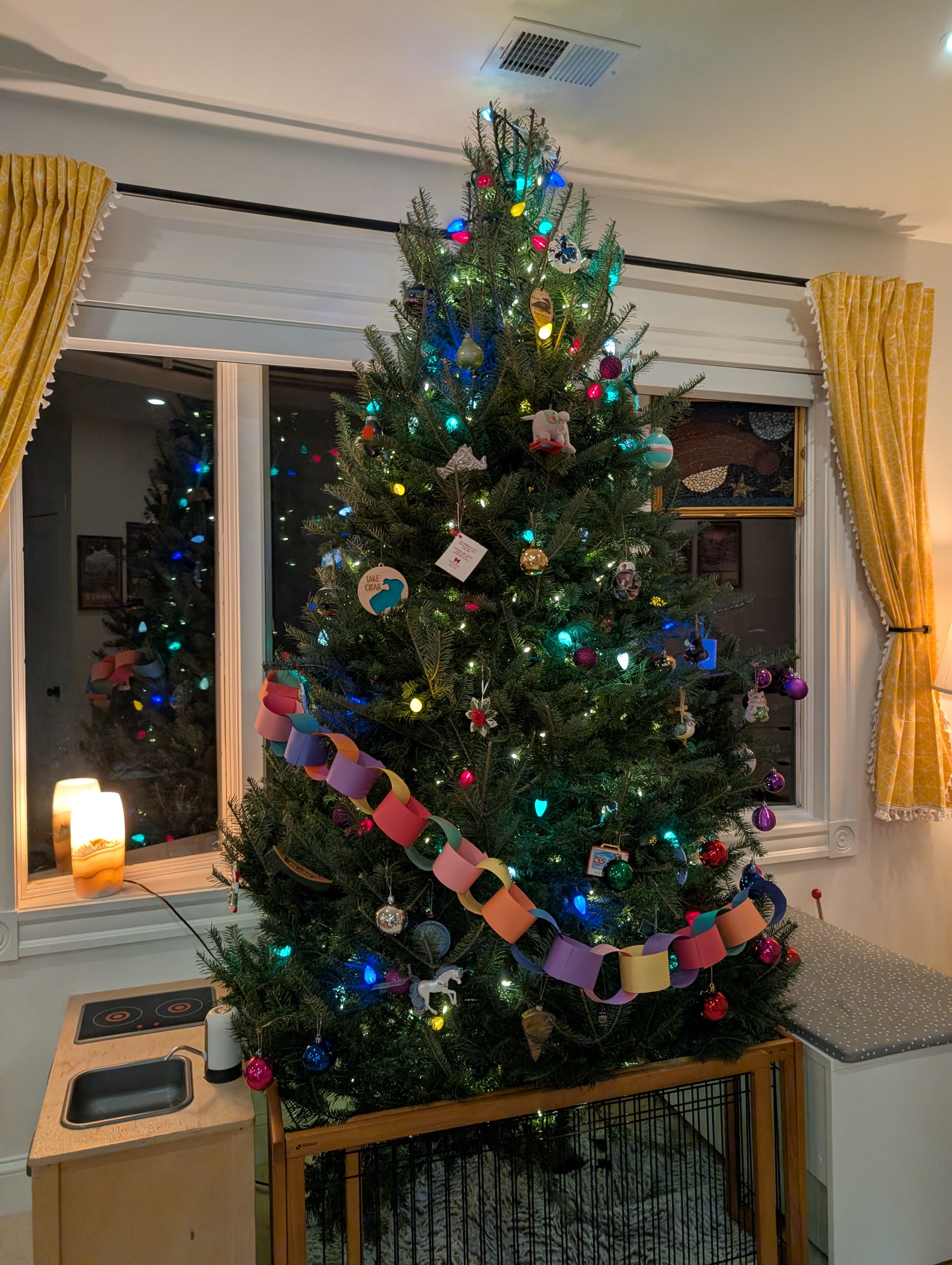 Holiday Kinkeeping or: How I Learned to Stop Worrying and Accept That I Like Sending Holiday Cards