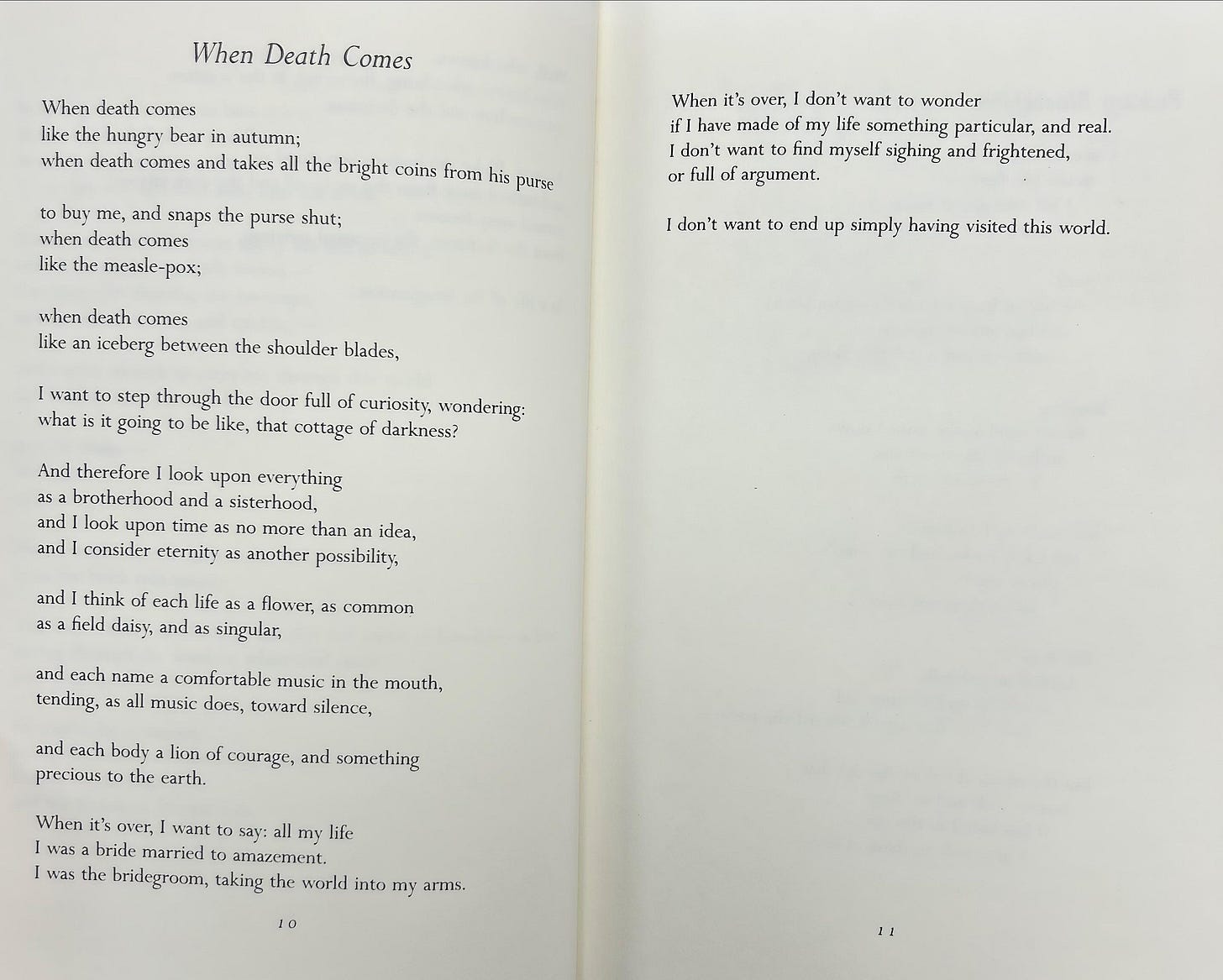 r/Poetry - [POEM] When Death Comes by Mary Oliver