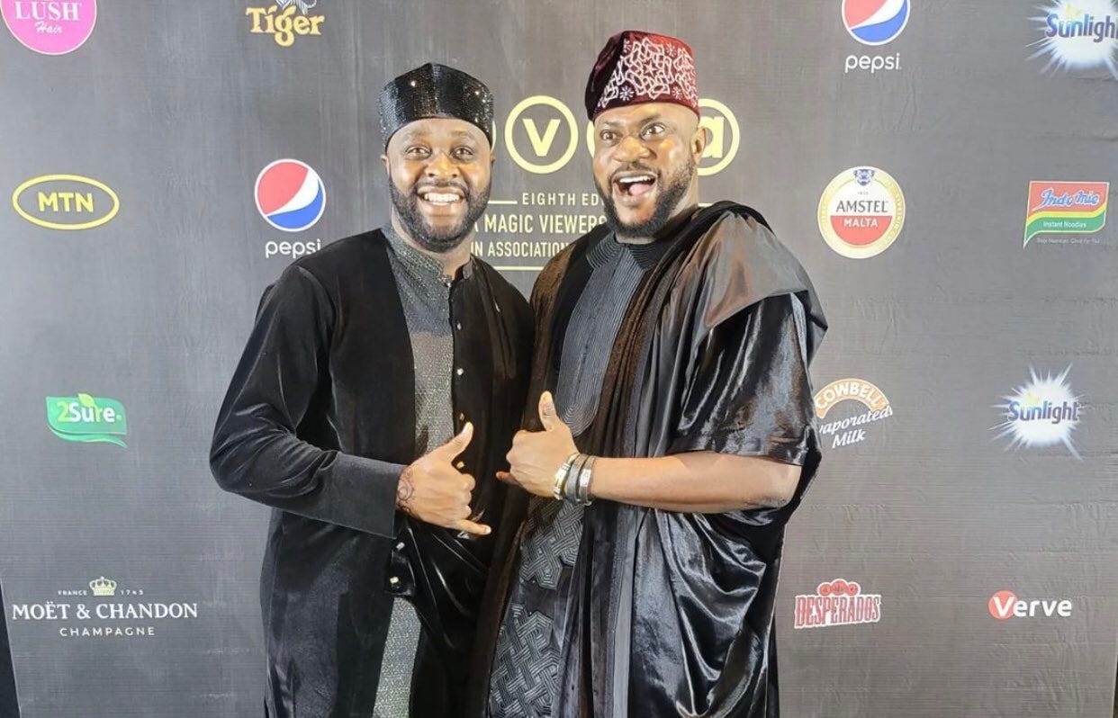 Sakura va Hinata Yuri jinsiy aloqa