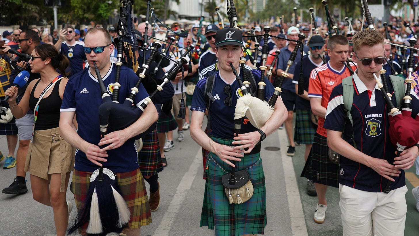 World Cup: Tartan Army making their mark in Miami - BBC Sport World Cup: Tartan Army making their mark in Miami - BBC Sport