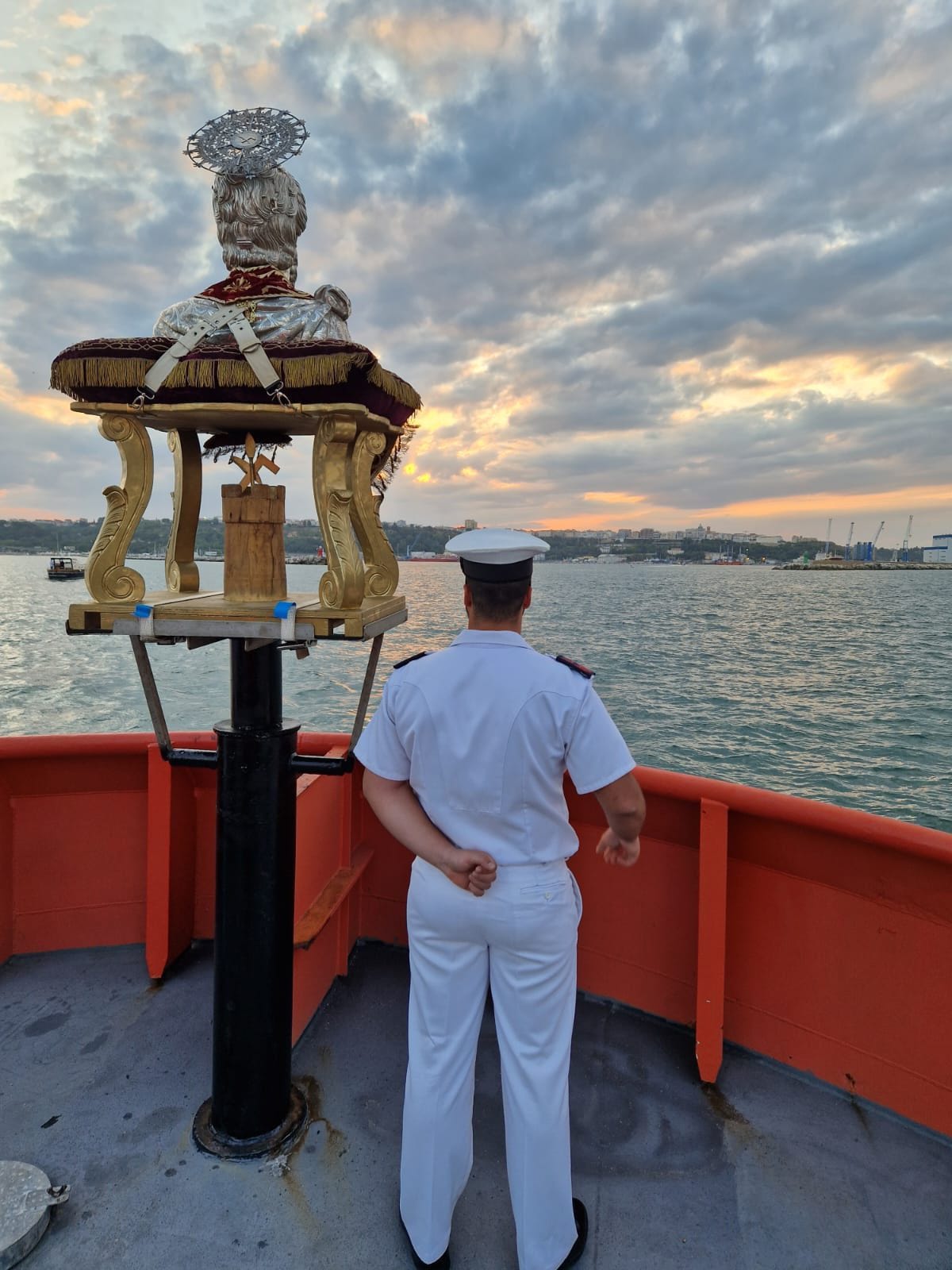 Potrebbe essere un'immagine raffigurante 1 persona