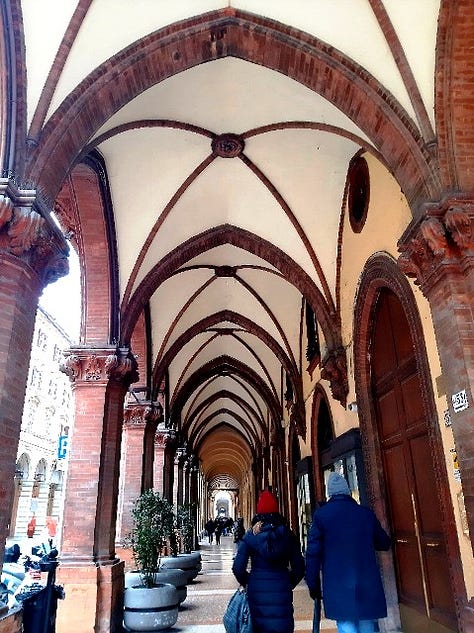 portici ovunque a Bologna