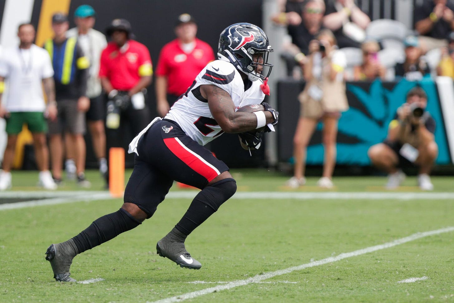 Woody Marks Fantasy Football Waiver Wire: Should Managers Pick Up the  Texans' RB This Week?