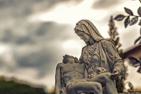 pieta statue