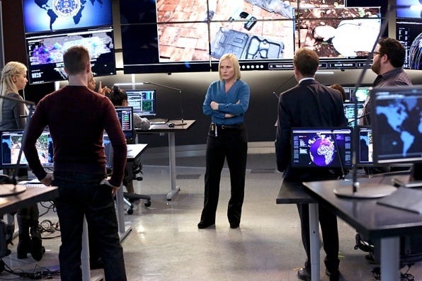 csi cyber ghost in machine recap 2015 images 596x397-002