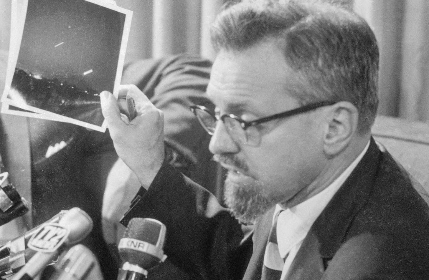 Meet J. Allen Hynek, the Astronomer Who First Classified UFO 'Close ...
