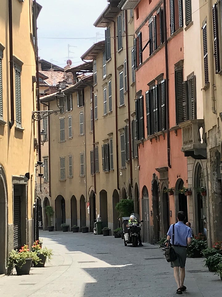 bergamostreet©livinginmylibrary