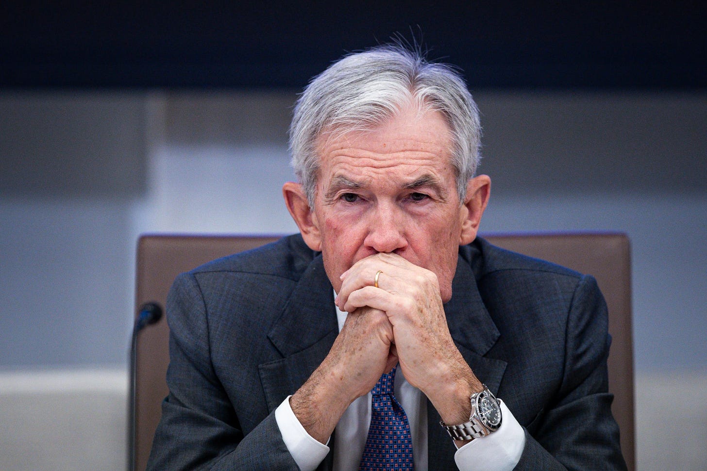 Powell's Vote-Gathering Challenge Shows Test for Next Fed Chair - Bloomberg