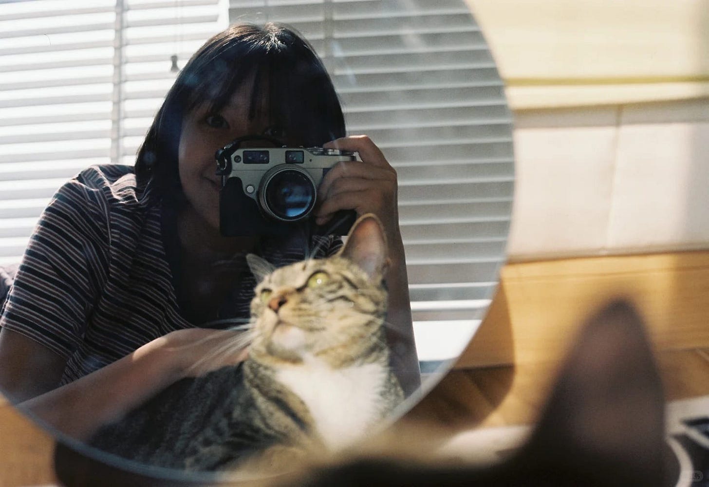 她和她的胶片相机