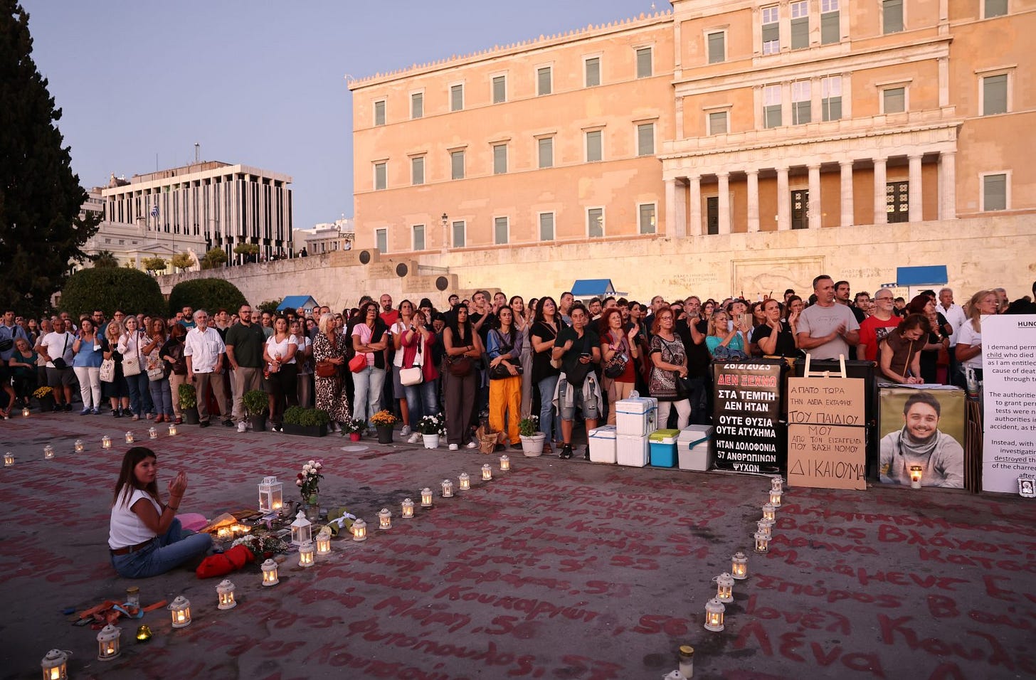 Τέμπη: Συγκέντρωση αλληλεγγύης στον απεργό πείνας Πάνο Ρούτσι στο Σύνταγμα Τέμπη: Συγκέντρωση αλληλεγγύης στον απεργό πείνας Πάνο Ρούτσι στο Σύνταγμα